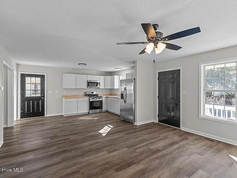 1216 Walt Bellamy Dr — Photo 12