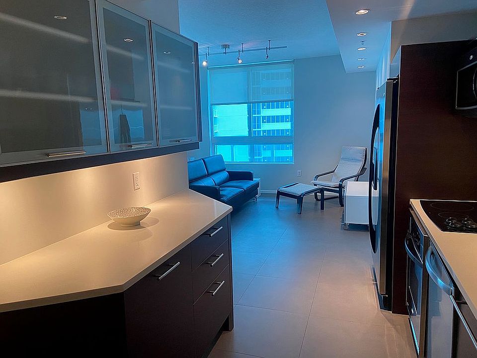 1st image of 1900 N Bayshore Dr APT 1805