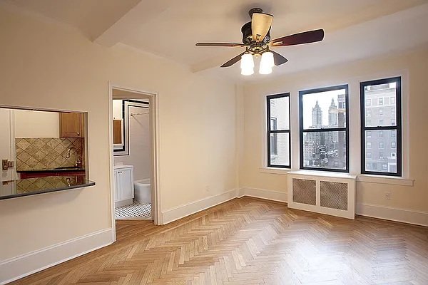 Rented by Stribling | media 36