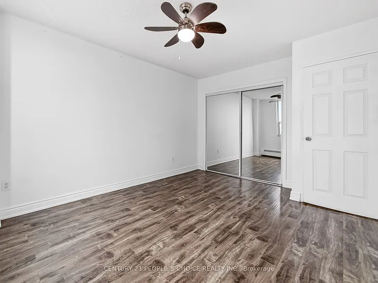 3390 Weston Rd #902 — Photo 26