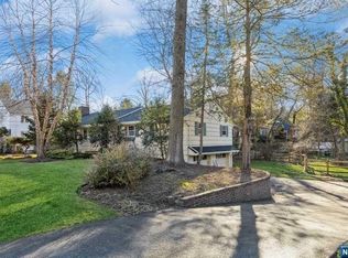 102 Lake Rd, Demarest, NJ 07627