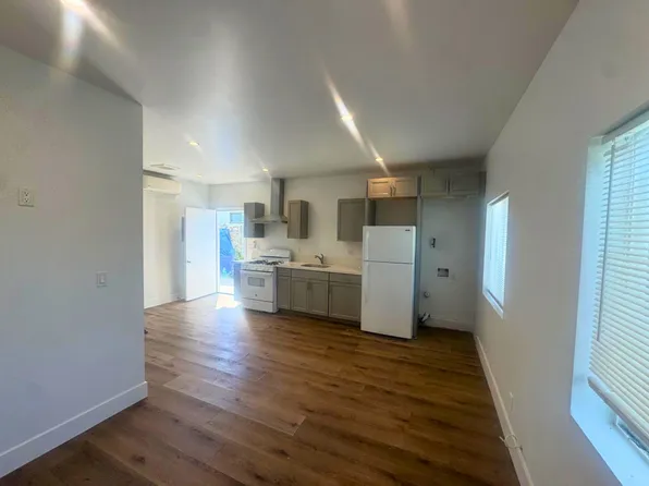 20760 Bassett St, Winnetka, CA 91306