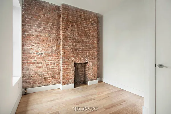 Rented by Town Residential | media 62