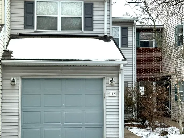 23 Banyan St, Selinsgrove, PA 17870