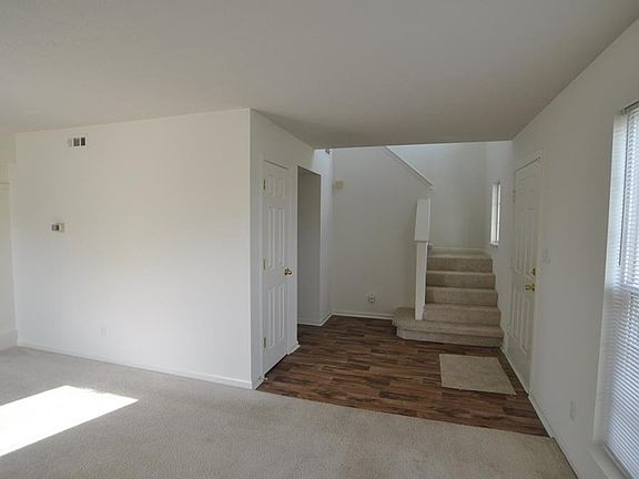 2nd image of 10735 Tanbark Dr