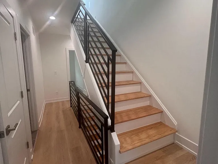 1944 Wilder St — Photo 17