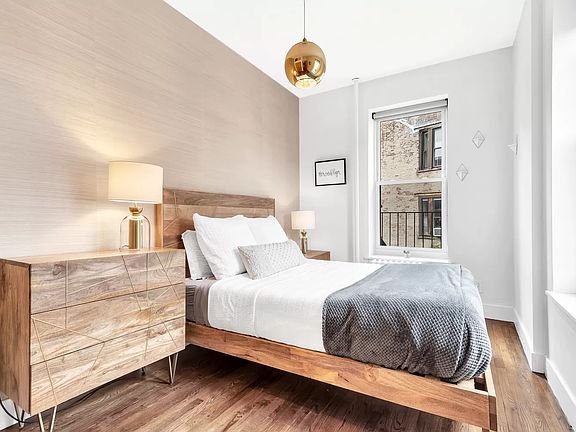 4th image of 786 Washington Ave APT 3RR