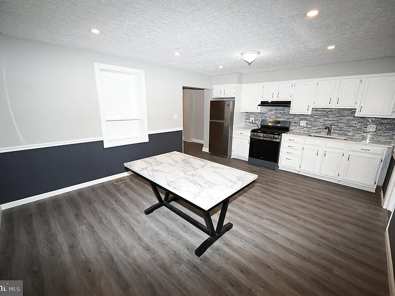 2952 Sollers Point Rd #B — Photo 23
