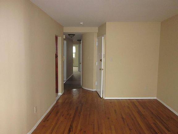 4th image of 21015 41st Ave #3