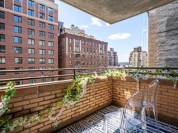 5th image of 275 W 96th St APT 10E