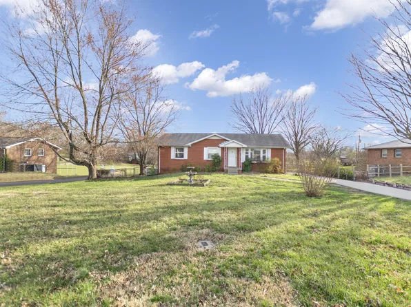 126 Union Hall Rd, Clarksville, TN 37040