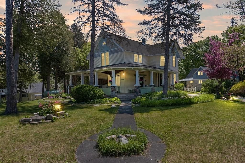 12724 State Highway 42, Ellison Bay, WI 54210 Zillow