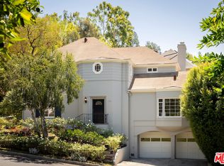 5700 Spring Oak Dr, Los Angeles, CA 90068