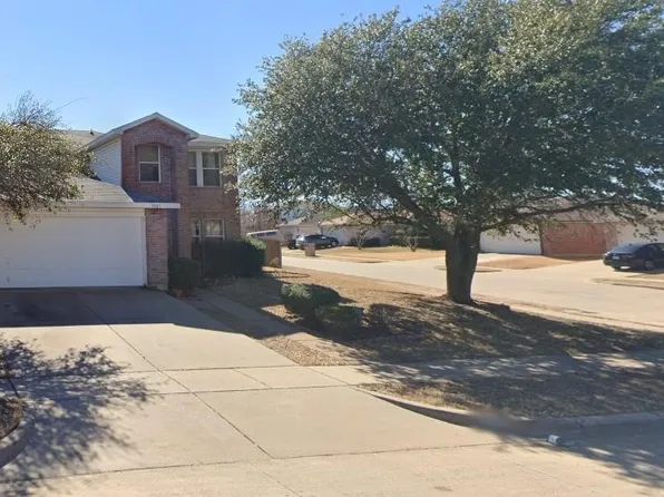 3883 Steeplechase Dr, Fort Worth, TX 76123