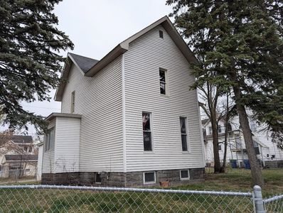 1301 Broadway St, Bay City, MI, 48708