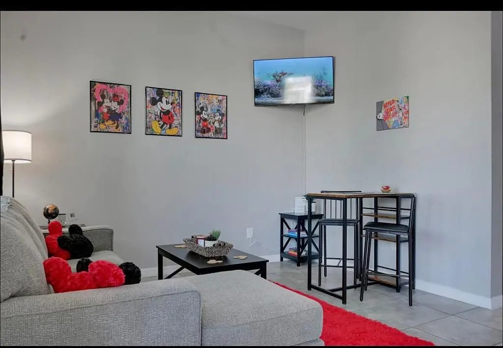 1 bed, 2244 sqft, $1,350 — Photo 3