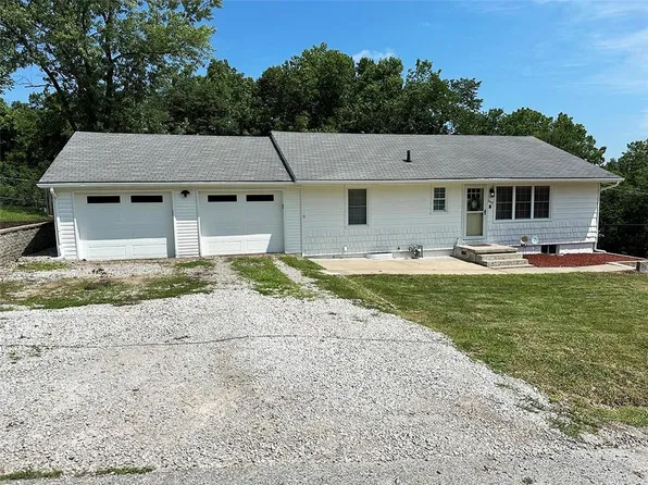 400 Beverly St, Excelsior Springs, MO 64024
