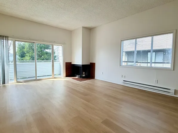 Market Street Apartments 2 bedroom 2 bath, 804 Market St APT D, Kirkland, WA 98033