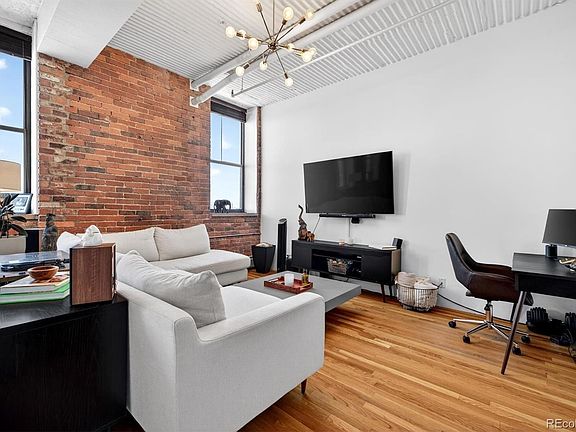 2nd image of 2261 Blake Street #4F