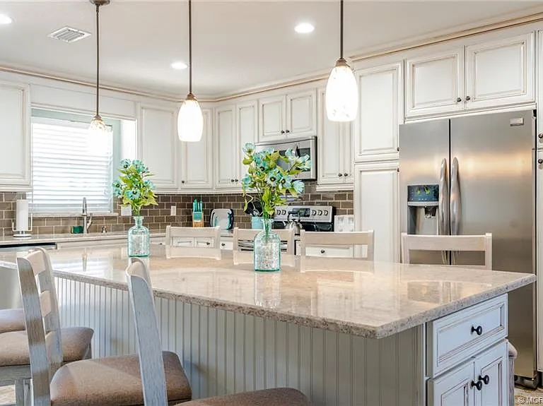 60 Aqua Ra Dr — Photo 11