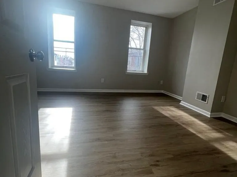 1021 Clifford Brown Walk — Photo 3