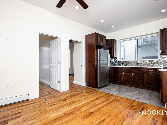 5th image of 444 Suydam St #2R