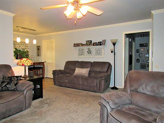 4th image of 1105 Fox Hollow Ave
