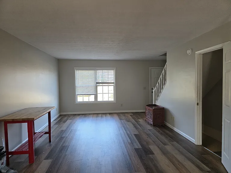 2215 Reservoir St #3 — Photo 2