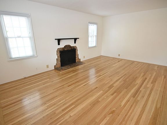 2nd image of 781 Palo Alto Ave