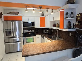 1750 W 56th St APT 204, Hialeah, FL 33012
