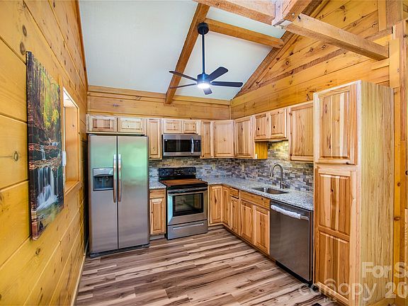 5th image of 298 Timbuktu Rd