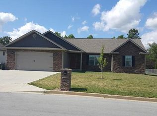 1413 Huntleigh Dr, Rolla, MO 65401