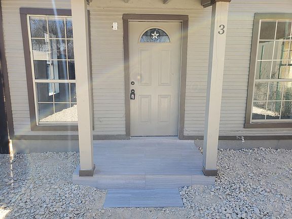 3rd image of 134 Albert St