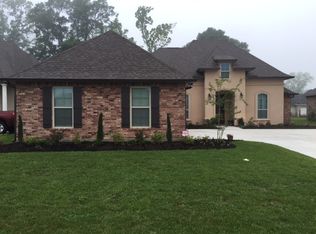 13263 Crownridge Dr, Gonzales, LA 70737