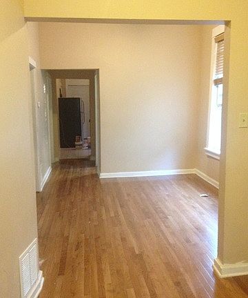 5th image of 6548 S Champlain Ave