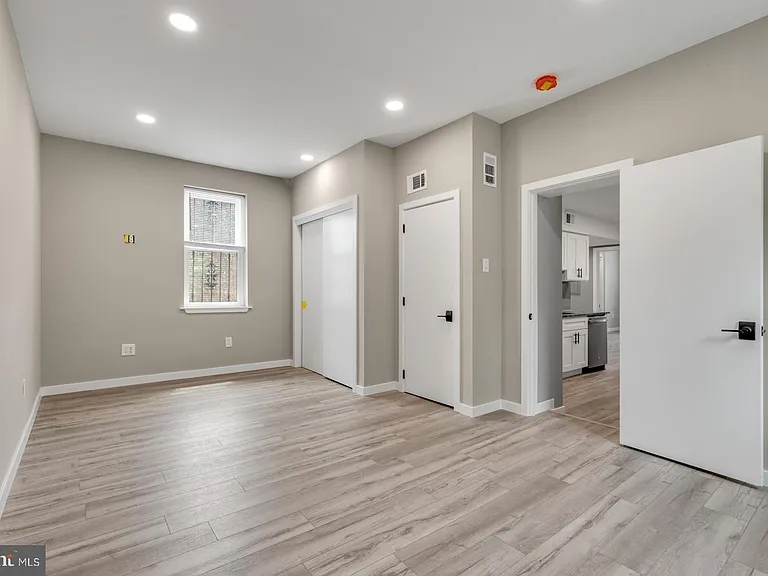 435 W Susquehanna Ave #2 — Photo 10