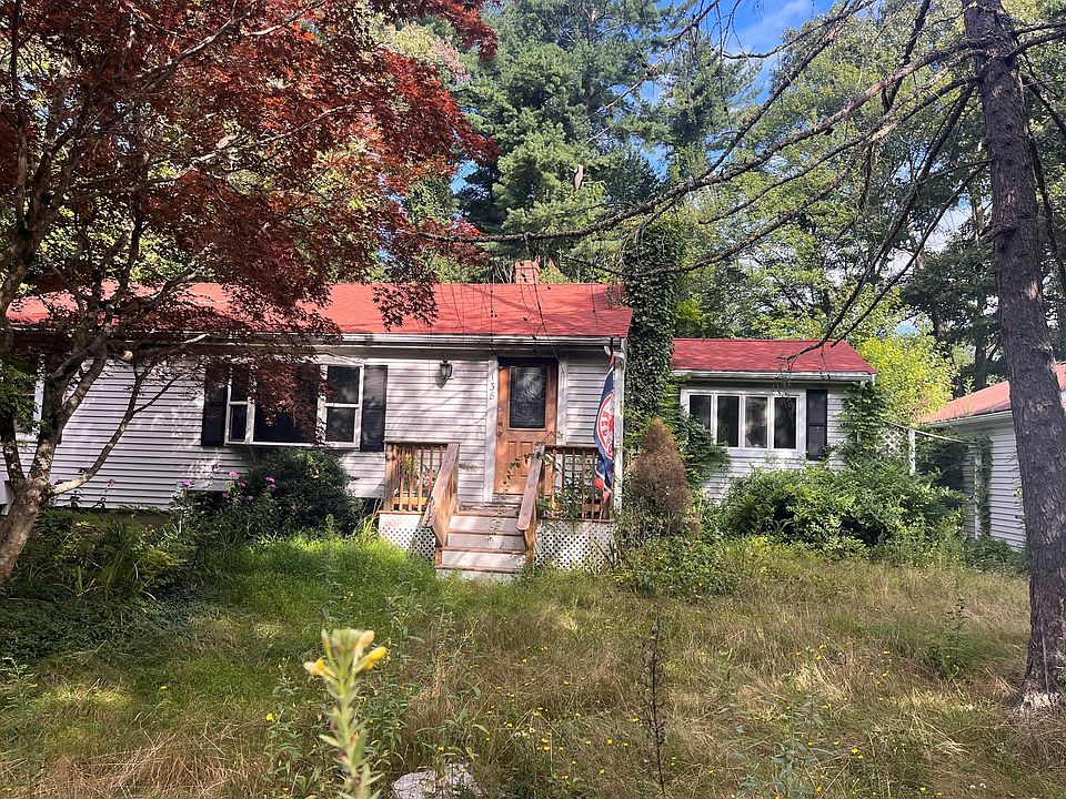 1st image of 138 Holmes St