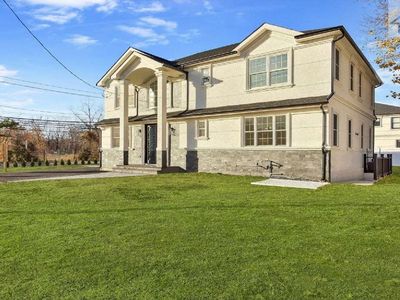 74 Walter Avenue, Hicksville, NY, 11801
