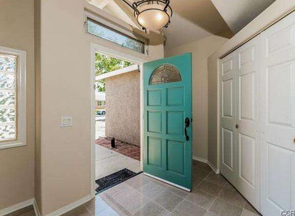 4th image of 980 Linden Pl