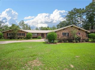 240 E Baratara Dr, Mobile, AL 36611