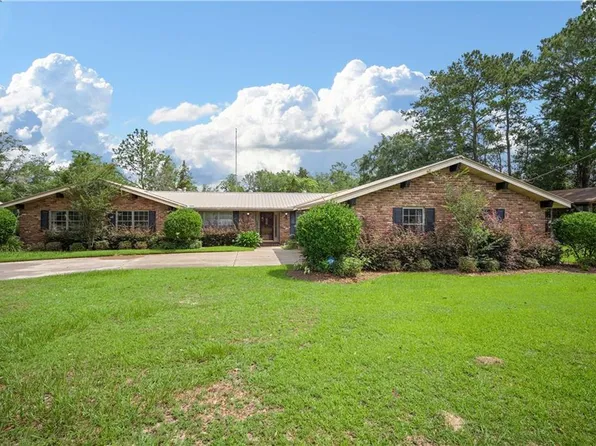 240 E Baratara Dr, Mobile, AL 36611