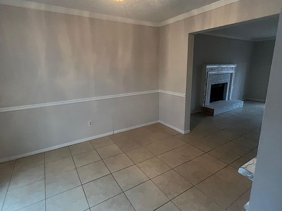 5th image of 701 Redland Dr