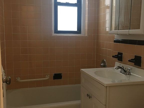 3rd image of 3279 44th St #A5