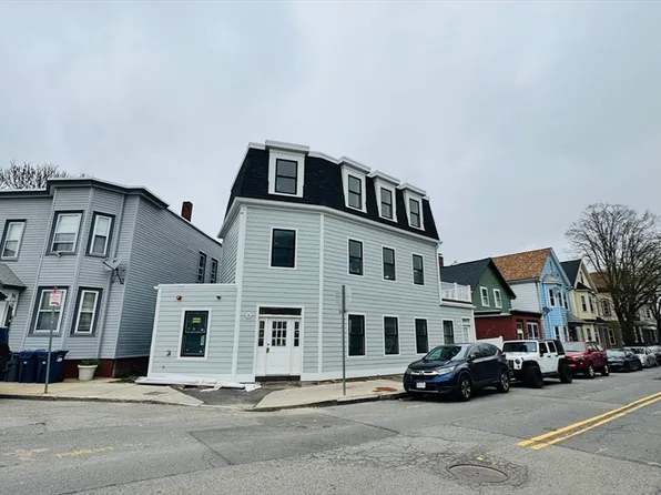804-806 Saratoga St #2, Boston, MA 02128
