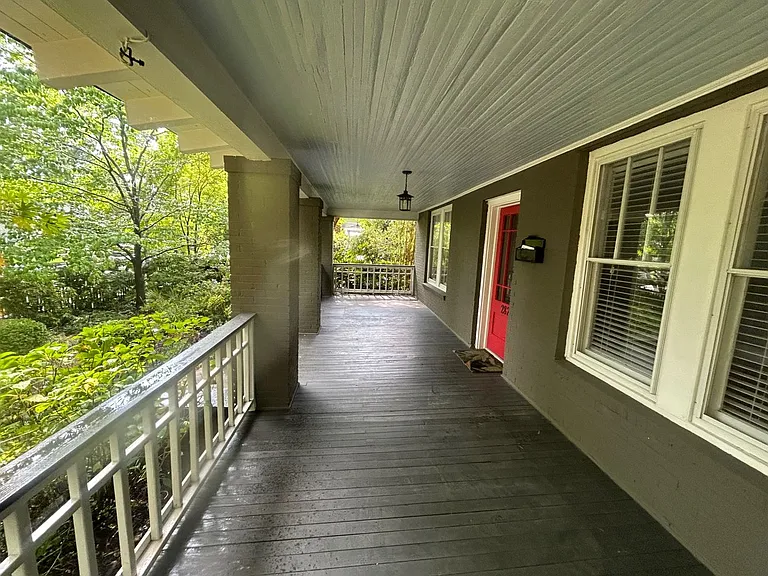 2827 Wilmot Ave — Photo 5