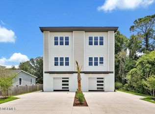 1407 Searay Ln #1, Carolina Beach, NC 28428