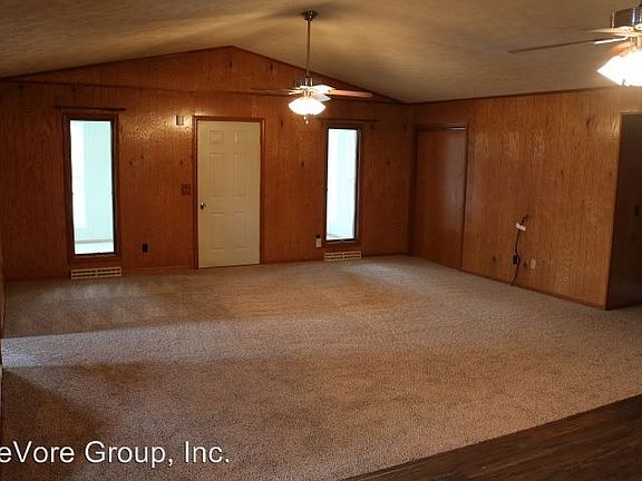 3rd image of 3782 Apple Valley Dr