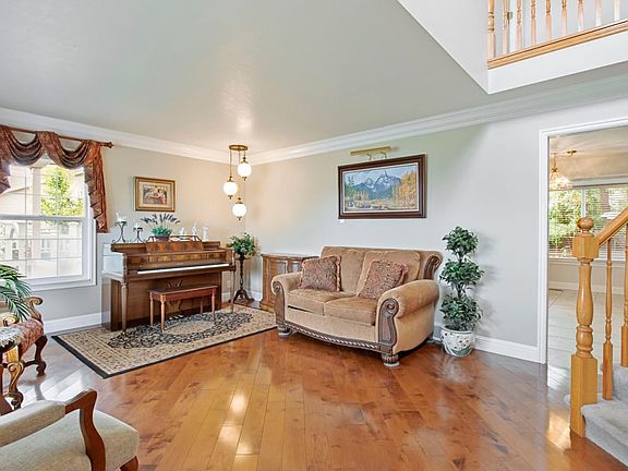 3rd image of 4333 W Welby Hills Dr