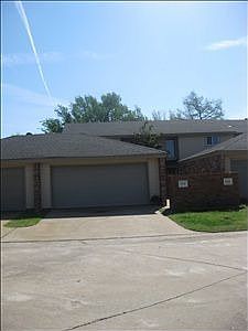 1st image of 602 Greenlea Chase W