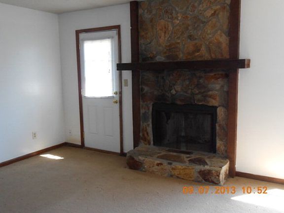 3rd image of 3708 Clayborn Dr
